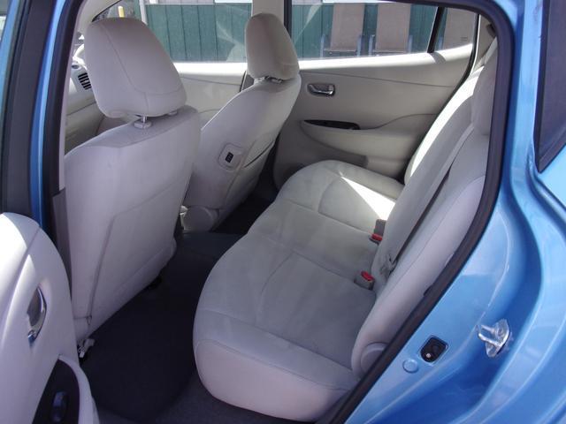 Photo of 2014 Blue Ocean Nissan Leaf