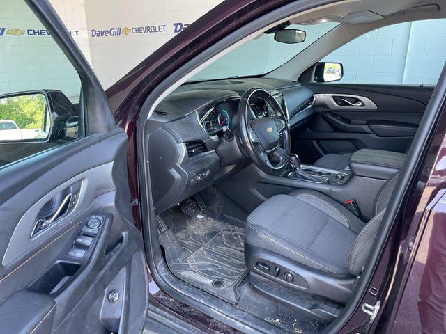 Photo of 2019 Black Currant Metallic Chevrolet Traverse
