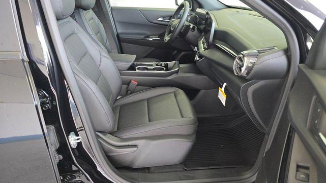Photo of 2026 Mosaic Black Metallic Chevrolet Equinox