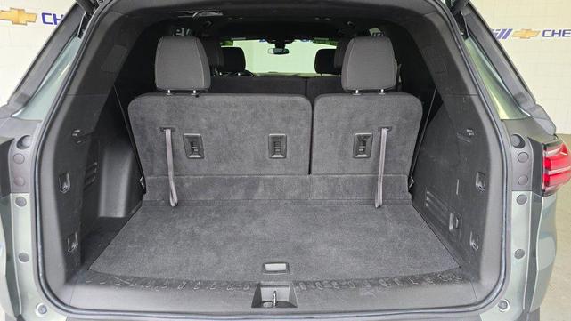 Photo of 2023 Silver Sage Metallic Chevrolet Traverse