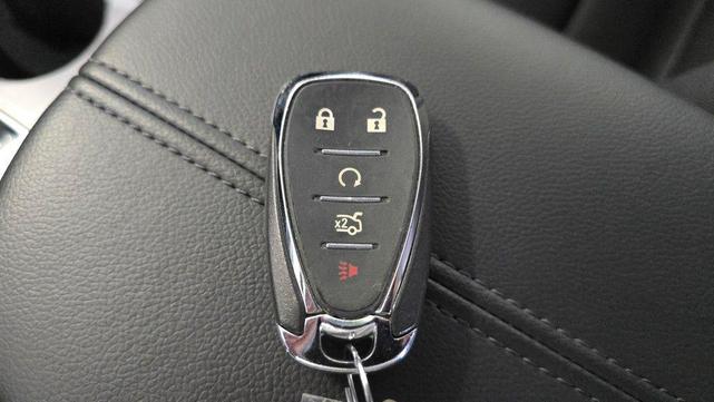 Photo of 2021 Northsky Blue Metallic Chevrolet Malibu