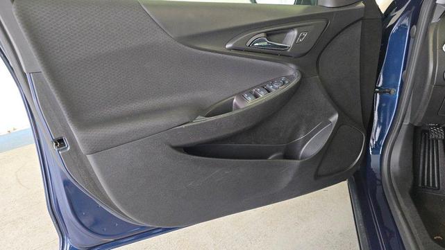 Photo of 2021 Northsky Blue Metallic Chevrolet Malibu