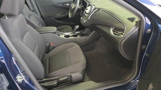 Photo of 2021 Northsky Blue Metallic Chevrolet Malibu