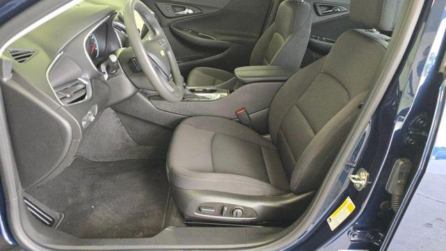 Photo of 2021 Northsky Blue Metallic Chevrolet Malibu