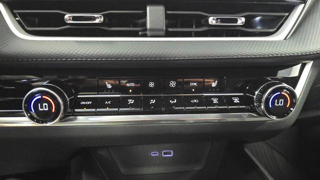 Photo of 2026 Lakeshore Blue Metallic Chevrolet Equinox