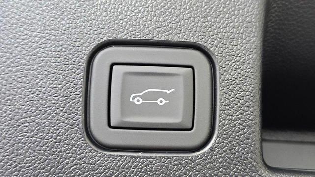Photo of 2025 Sterling Gray Metallic Chevrolet Equinox EV