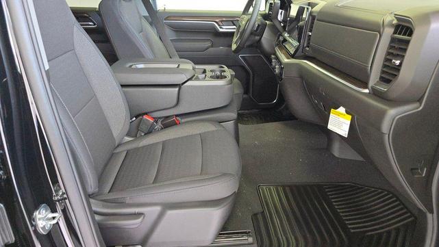Photo of 2026 Black Chevrolet Silverado 1500