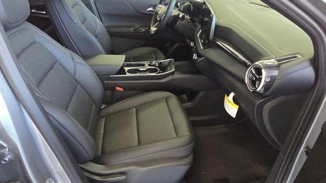 Photo of 2026 Sterling Gray Metallic Chevrolet Equinox