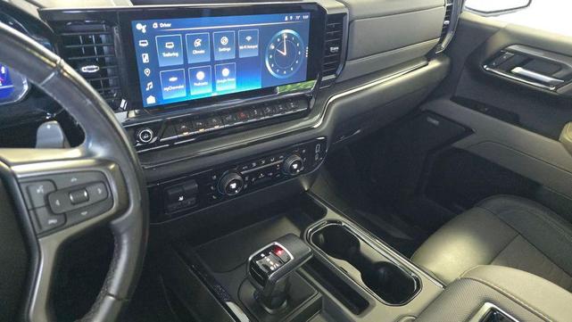 Photo of 2022 Glacier Blue Metallic Chevrolet Silverado 1500