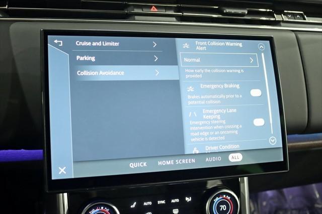 Photo of 2023 Charente Gray Premium Metallic Land Rover Range Rover