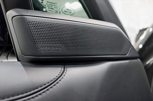 Photo of 2023 Charente Gray Premium Metallic Land Rover Range Rover