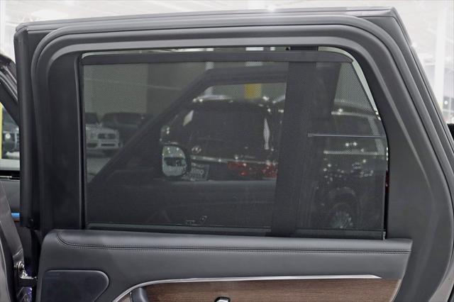 Photo of 2023 Charente Gray Premium Metallic Land Rover Range Rover
