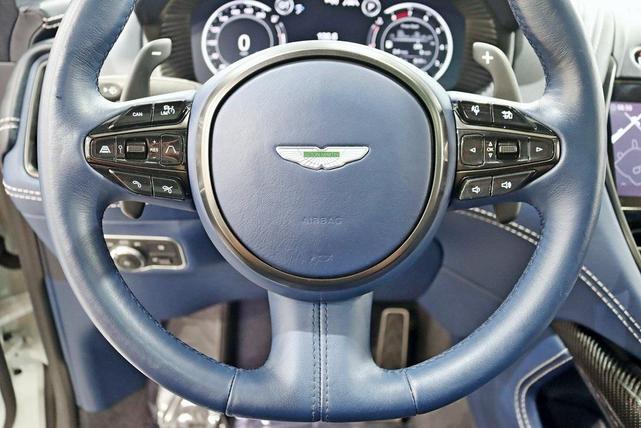 Photo of 2021 Club Sport White Aston Martin DBX