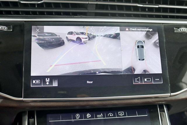 Photo of 2020 Orca Black Metallic Audi Q8