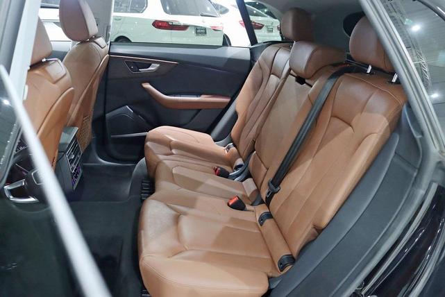 Photo of 2020 Orca Black Metallic Audi Q8