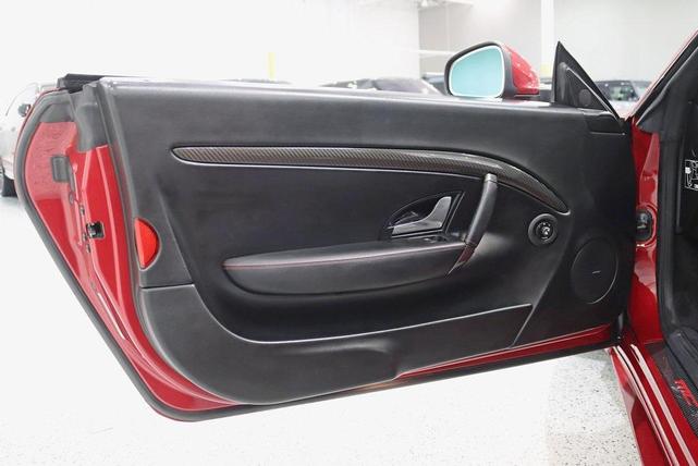 Photo of 2017 Rosso Mondiale Pearlescent Maserati GranTurismo