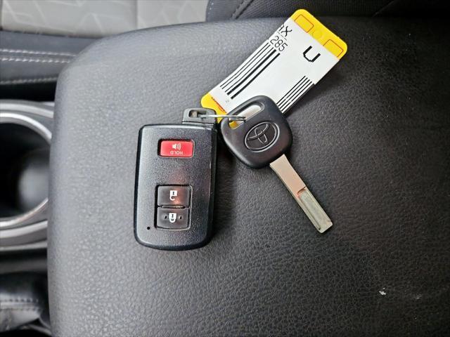 Photo of 2023 Ice Cap Toyota Tacoma