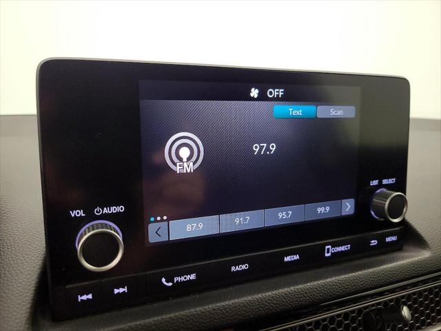 Photo of 2022 Platinum White Pearl Honda Civic