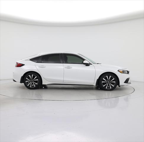 Photo of 2022 Platinum White Pearl Honda Civic