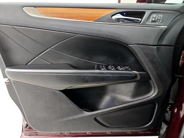 Photo of 2019 Red Lincoln MKC