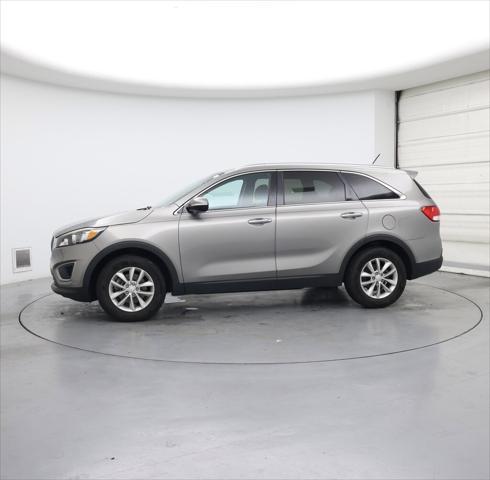 Photo of 2017 Gray Kia Sorento