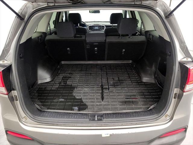 Photo of 2017 Gray Kia Sorento