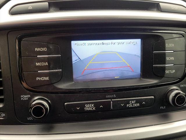 Photo of 2017 Gray Kia Sorento
