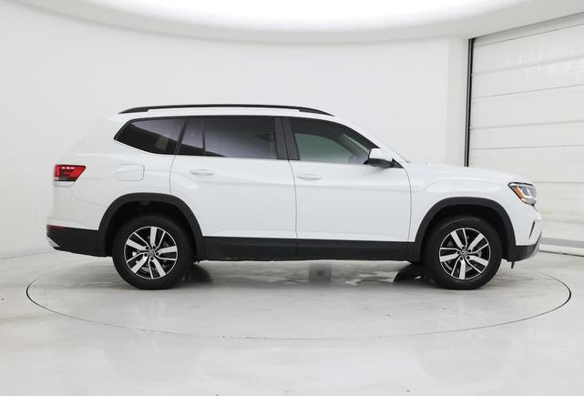 Photo of 2022 Pure White Volkswagen Atlas