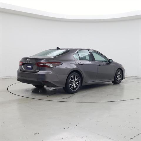 Photo of 2023 Predawn Gray Mica Toyota Camry