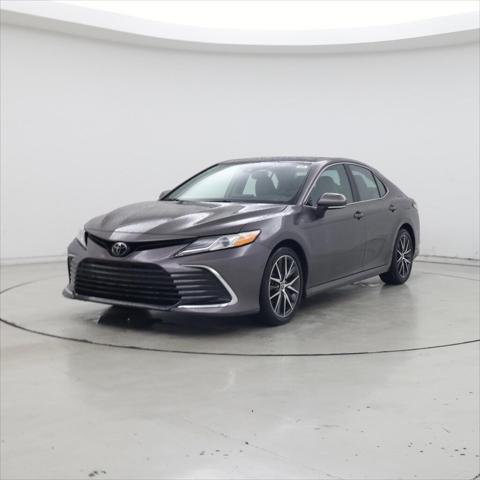 Photo of 2023 Predawn Gray Mica Toyota Camry