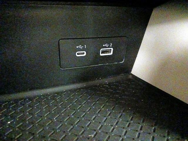 Photo of 2022 Gun Metallic Nissan Pathfinder