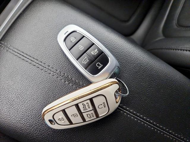 Photo of 2023 Serenity White Pearl Hyundai TUCSON