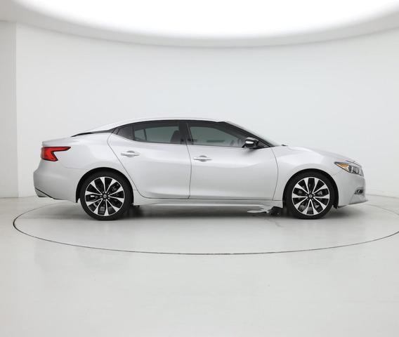 Photo of 2017 Brilliant Silver Nissan Maxima