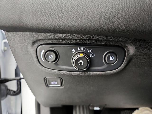 Photo of 2024 Summit White GMC Terrain