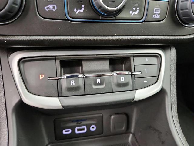 Photo of 2024 Summit White GMC Terrain