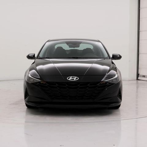 Photo of 2022 Phantom Black Hyundai ELANTRA