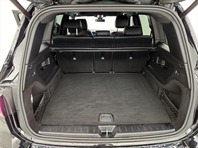 Photo of 2021 Black Mercedes-Benz GLB 250