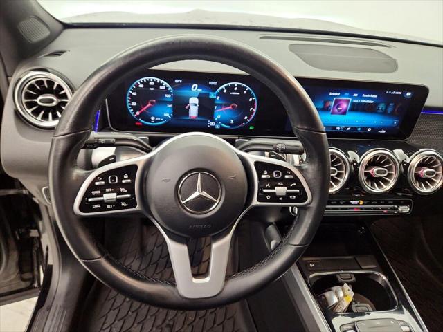 Photo of 2021 Black Mercedes-Benz GLB 250