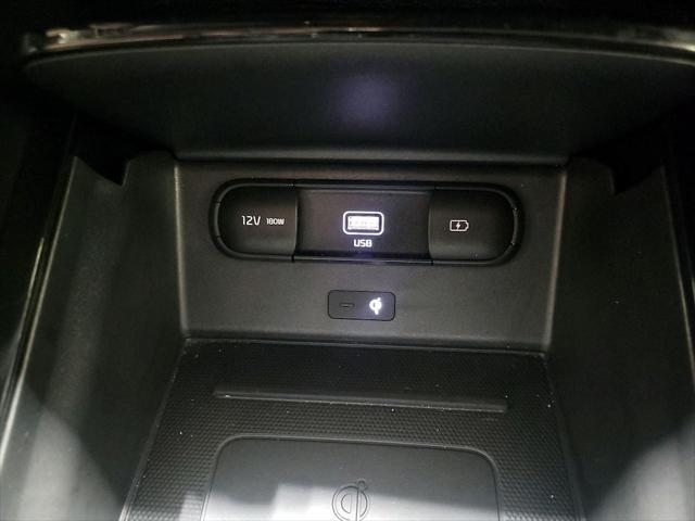 Photo of 2022 Black Copper Kia Telluride