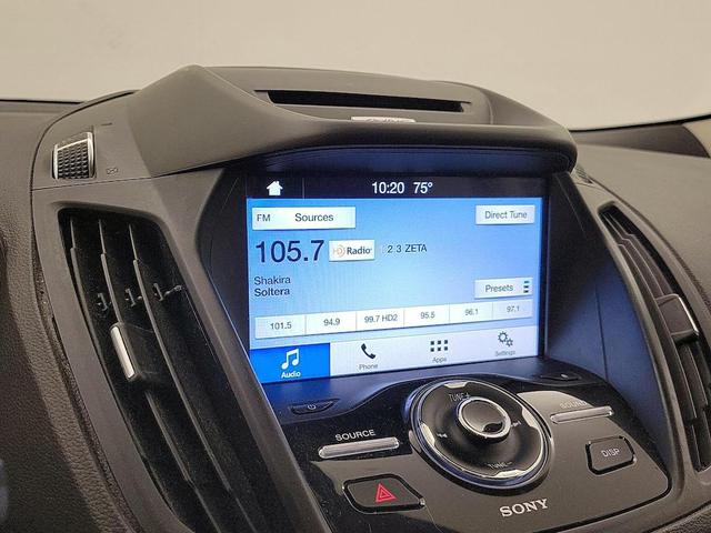 Photo of 2017 White Platinum Metallic Tri-Coat Ford Escape