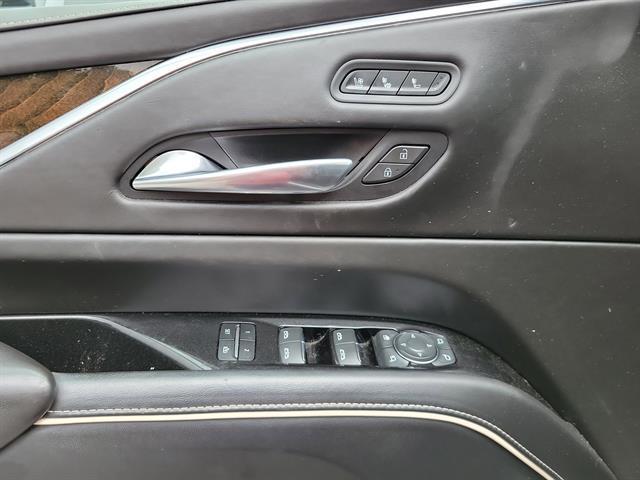 Photo of 2021 Crystal White Tricoat Cadillac Escalade ESV