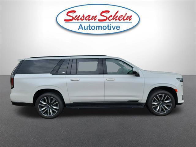 Photo of 2021 Crystal White Tricoat Cadillac Escalade ESV