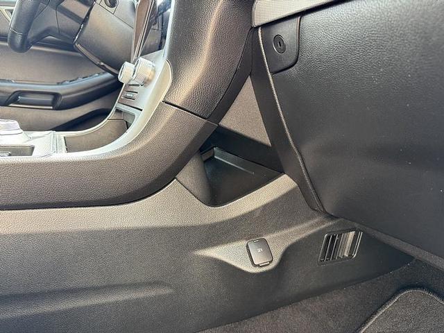 Photo of 2021 Iconic Silver Ford Edge