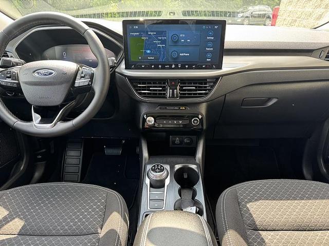 Photo of 2024 Vapor Blue Ford Escape
