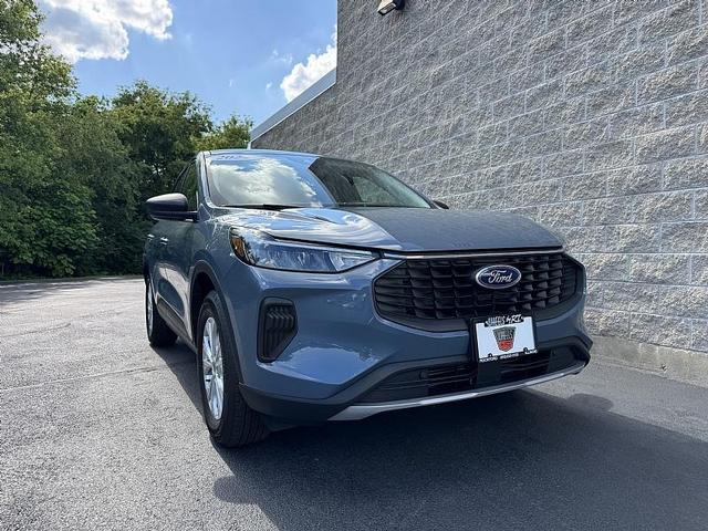 Photo of 2024 Vapor Blue Ford Escape