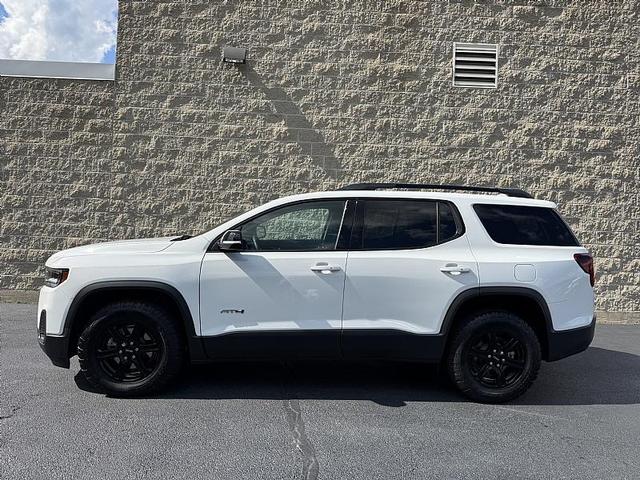 Photo of 2023 Summit White GMC Acadia