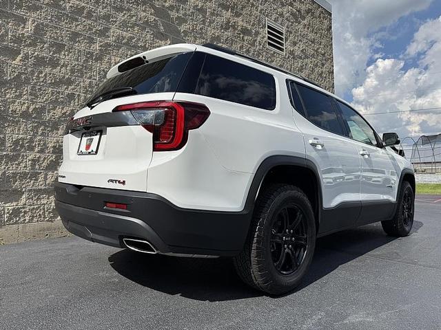 Photo of 2023 Summit White GMC Acadia