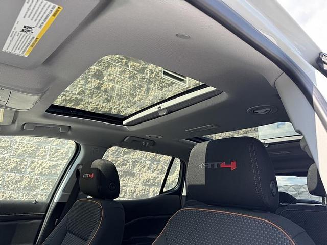 Photo of 2023 Summit White GMC Acadia