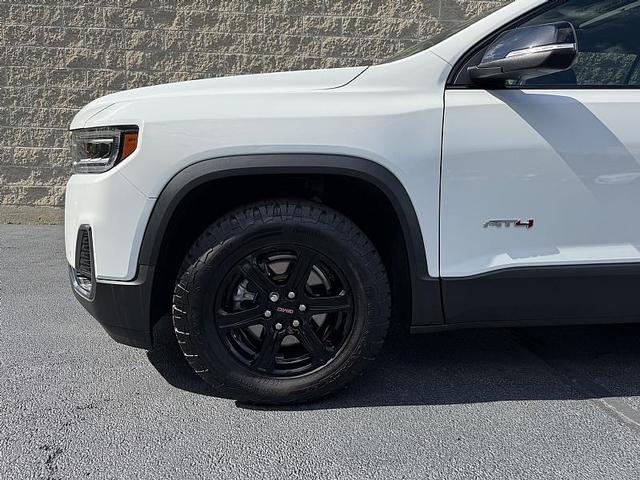 Photo of 2023 Summit White GMC Acadia