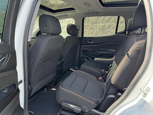 Photo of 2023 Summit White GMC Acadia